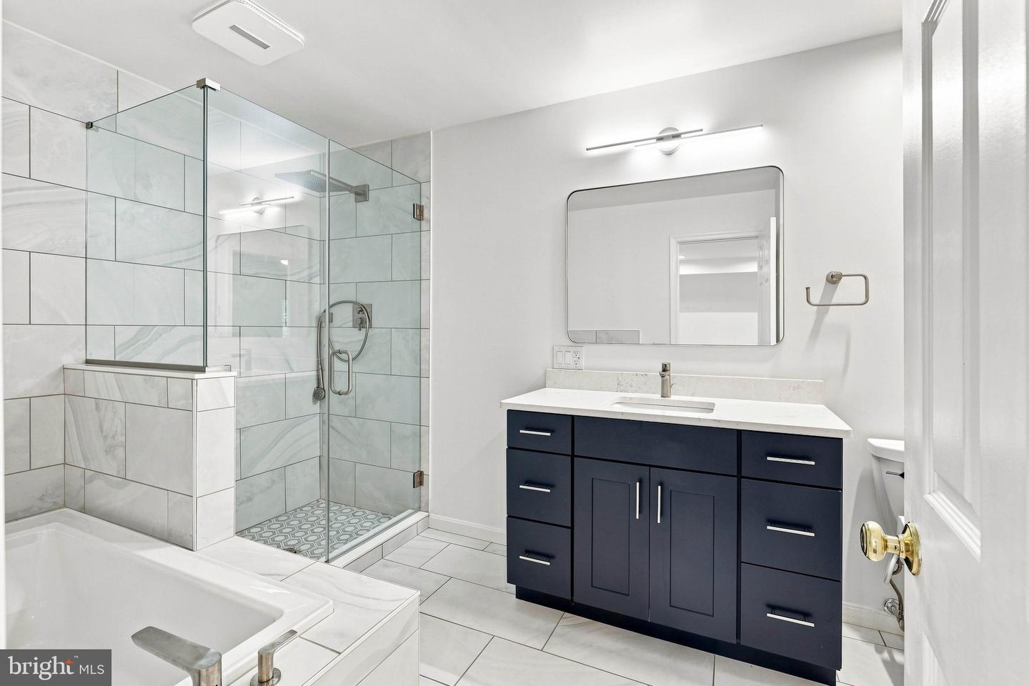 1203 Limerick Ct Property Photo 32