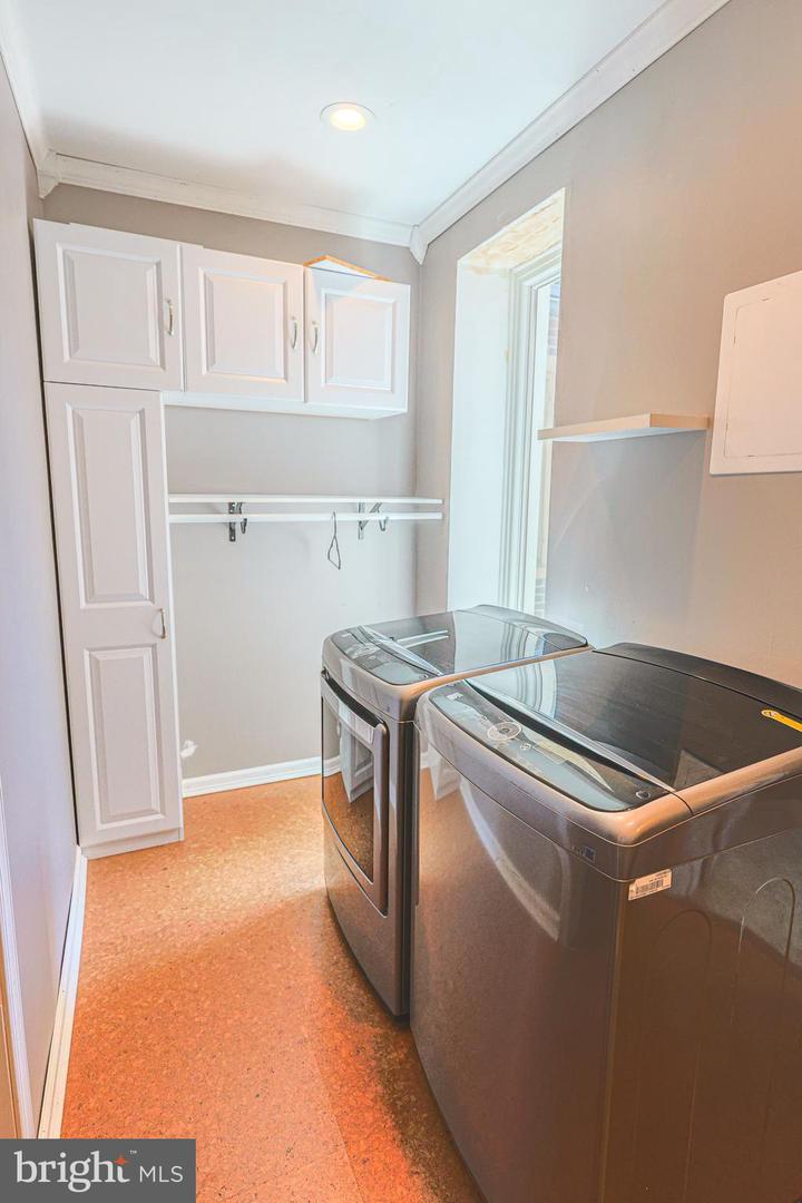 1622 Green St Property Photo 18