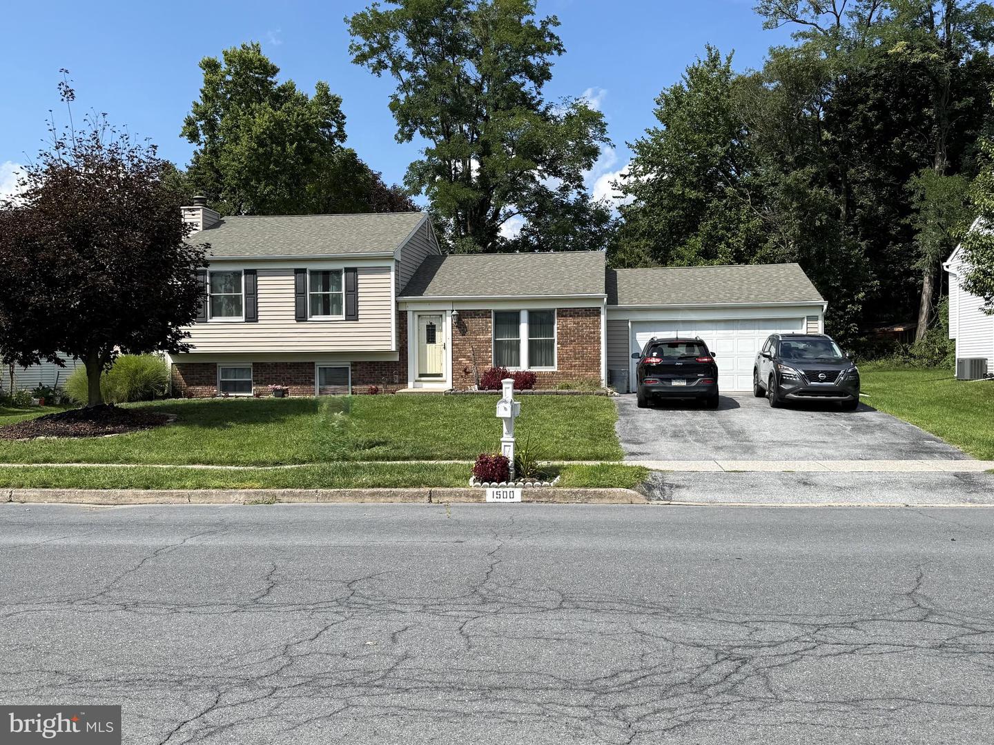 1500 Wandering Way Property Photo 1