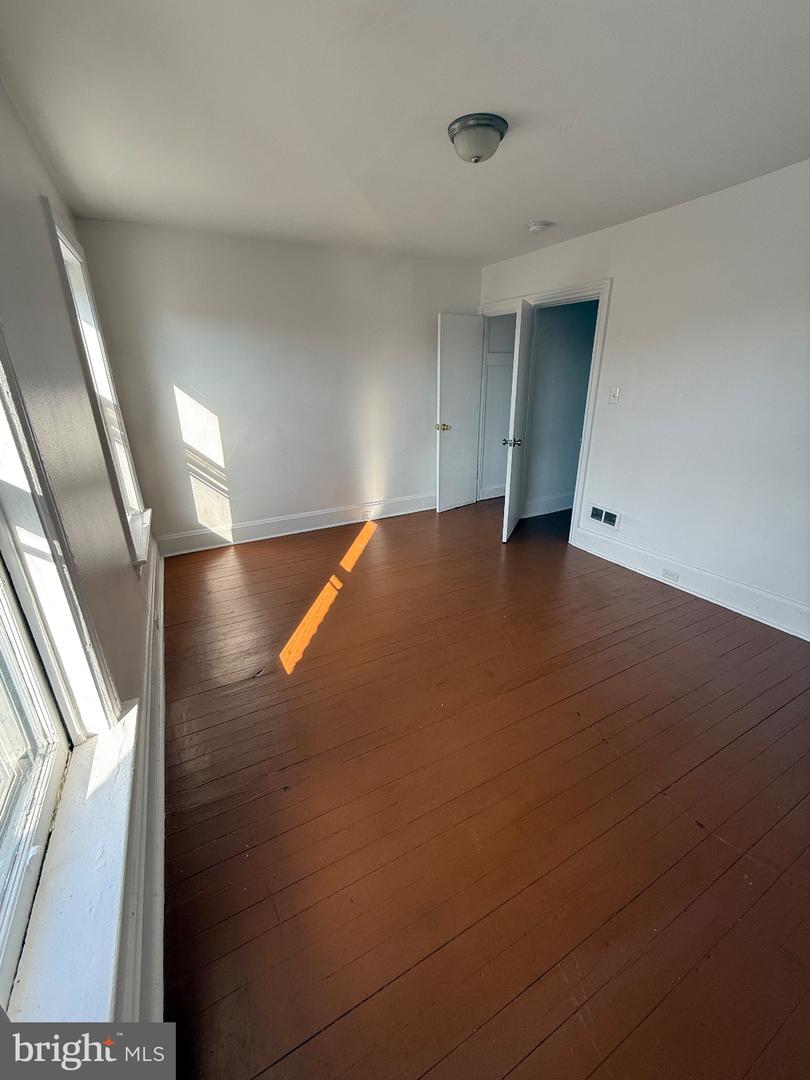 331 Maclay St #2 Property Photo 7
