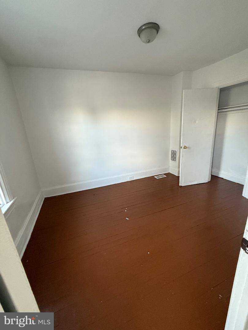331 Maclay St #2 Property Photo 8