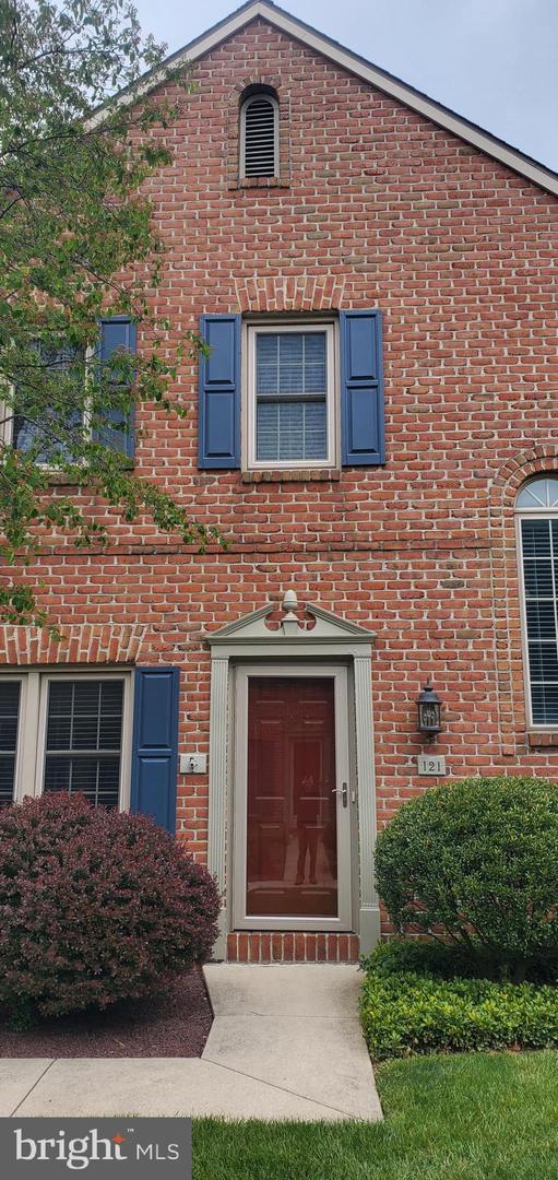 121 Wyndham Way Property Photo 1