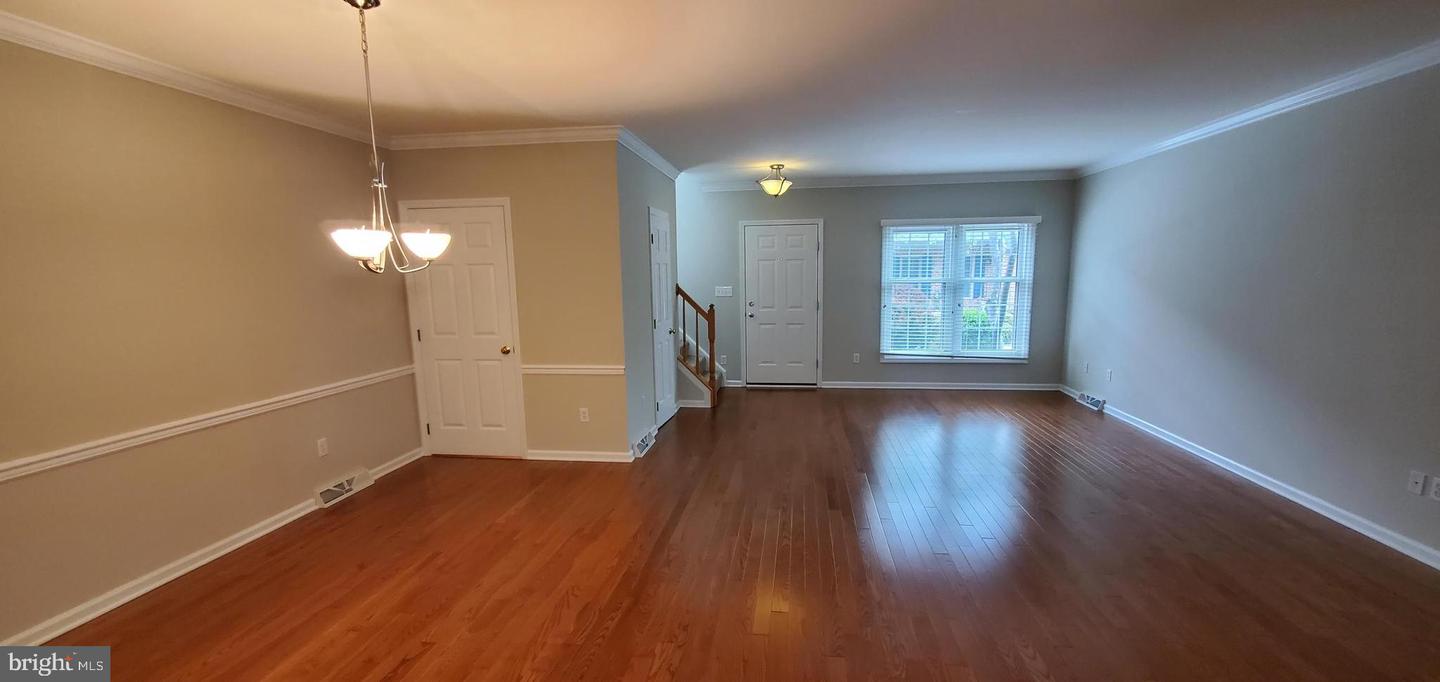 121 Wyndham Way Property Photo 8