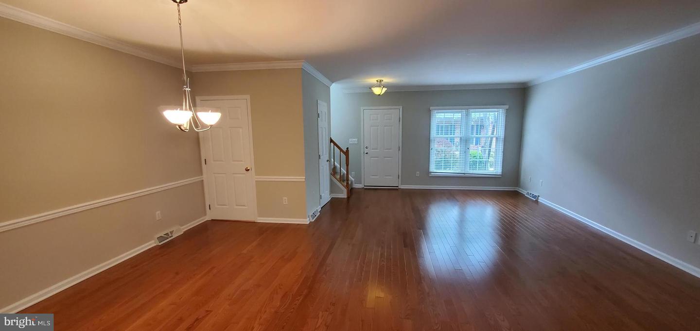 121 Wyndham Way Property Photo 9