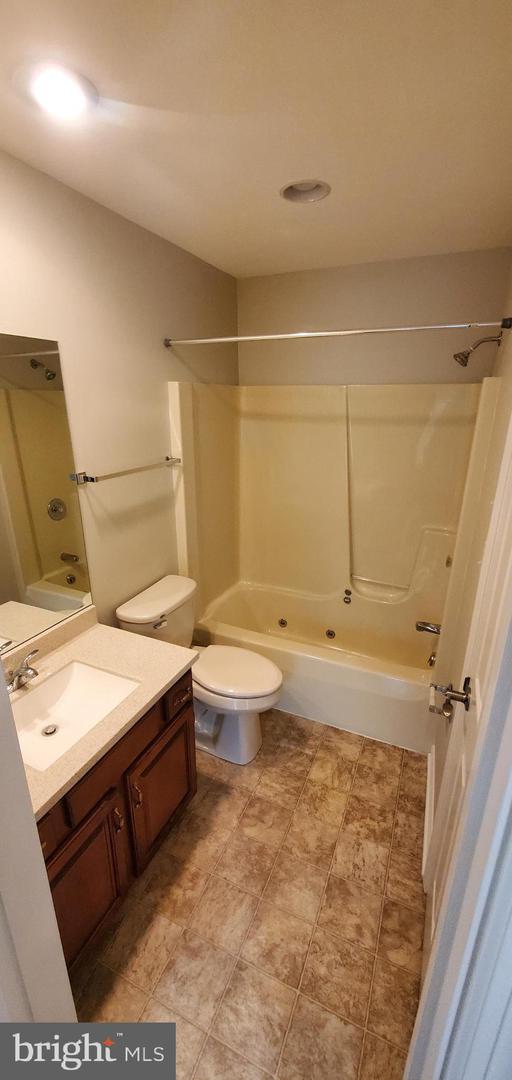 121 Wyndham Way Property Photo 25