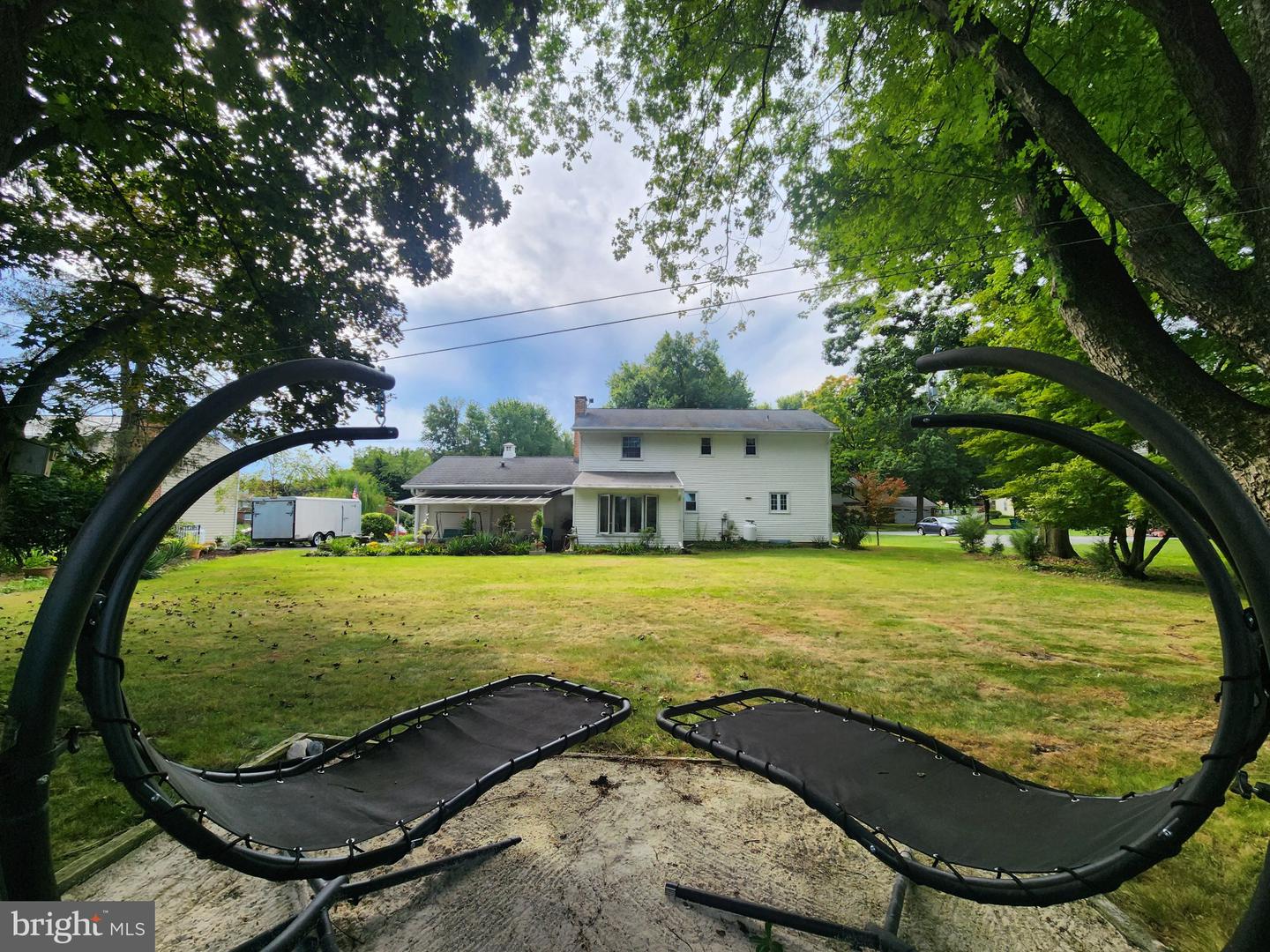 27 Forest Ave Property Photo 33