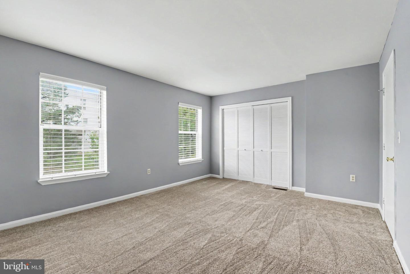 291 Lincoln Ave Property Photo 21