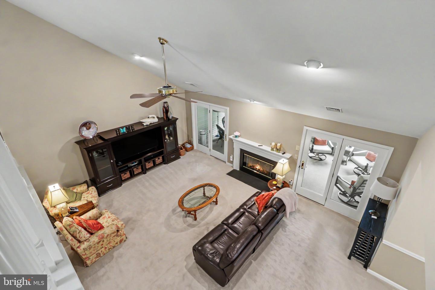 84 Cambridge Dr Property Photo 16