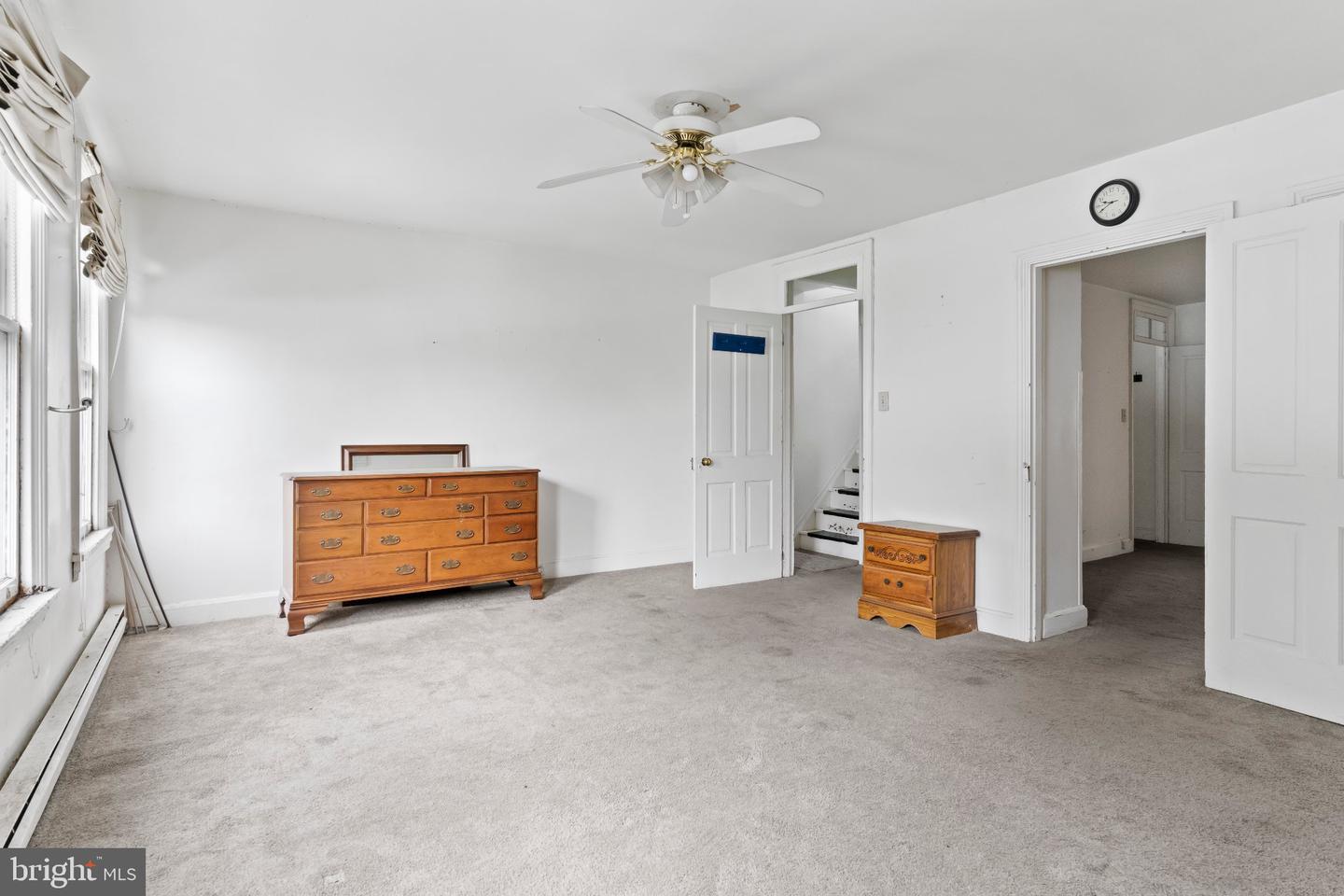 593 S Front St Property Photo 19