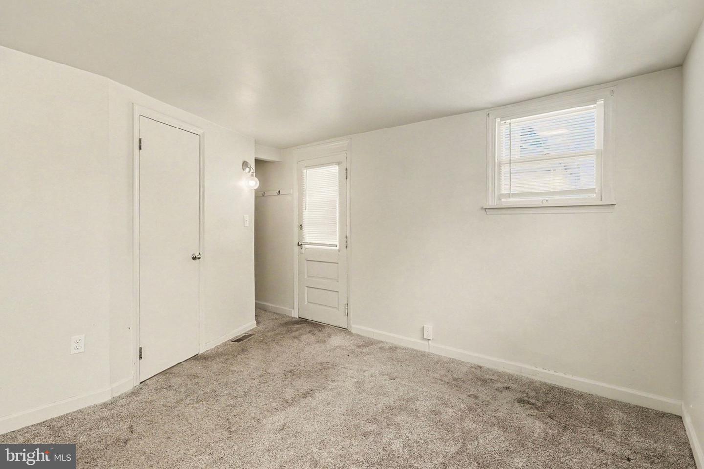PADA2063852 Property Photo 8