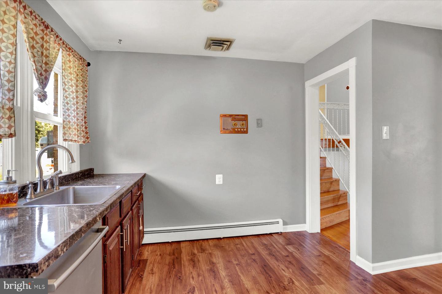 513 Alden St Property Photo 18