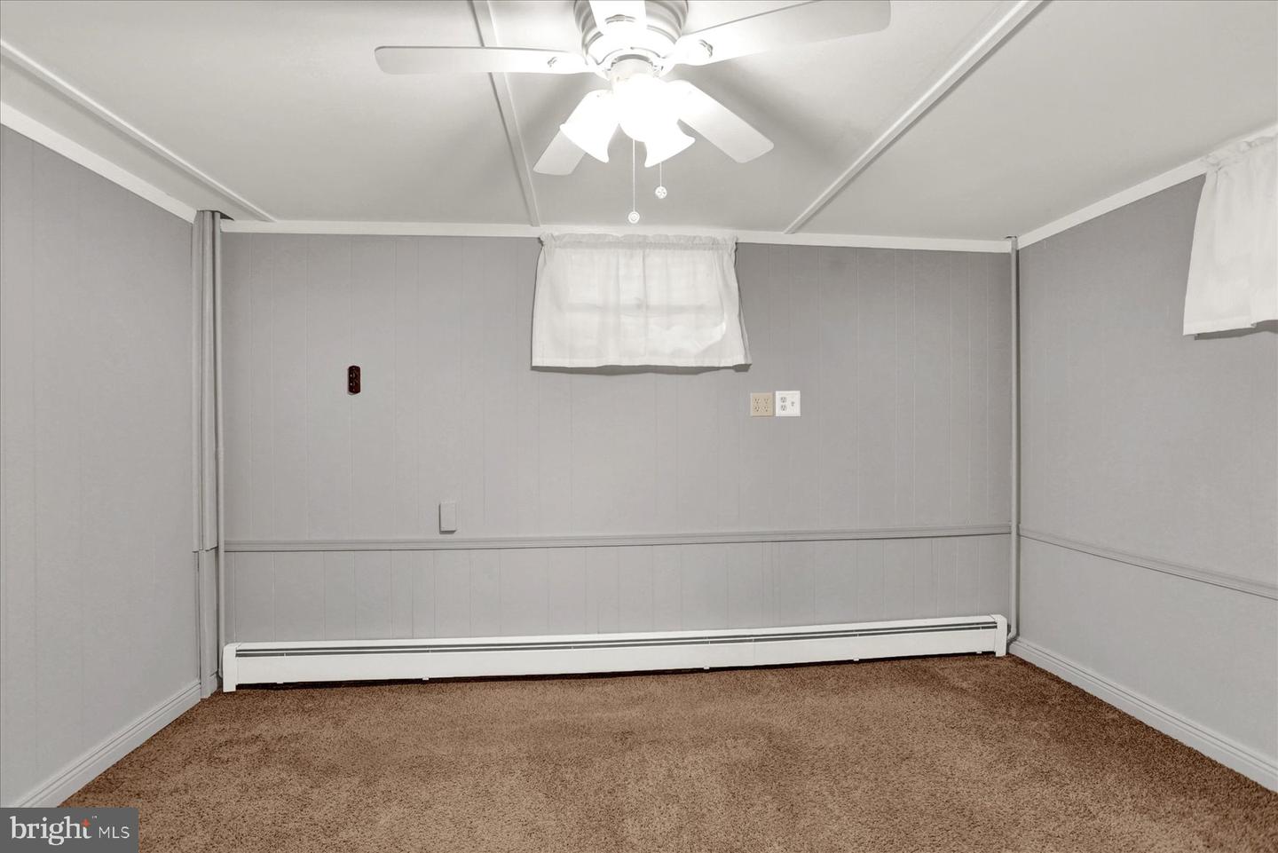 513 Alden St Property Photo 34