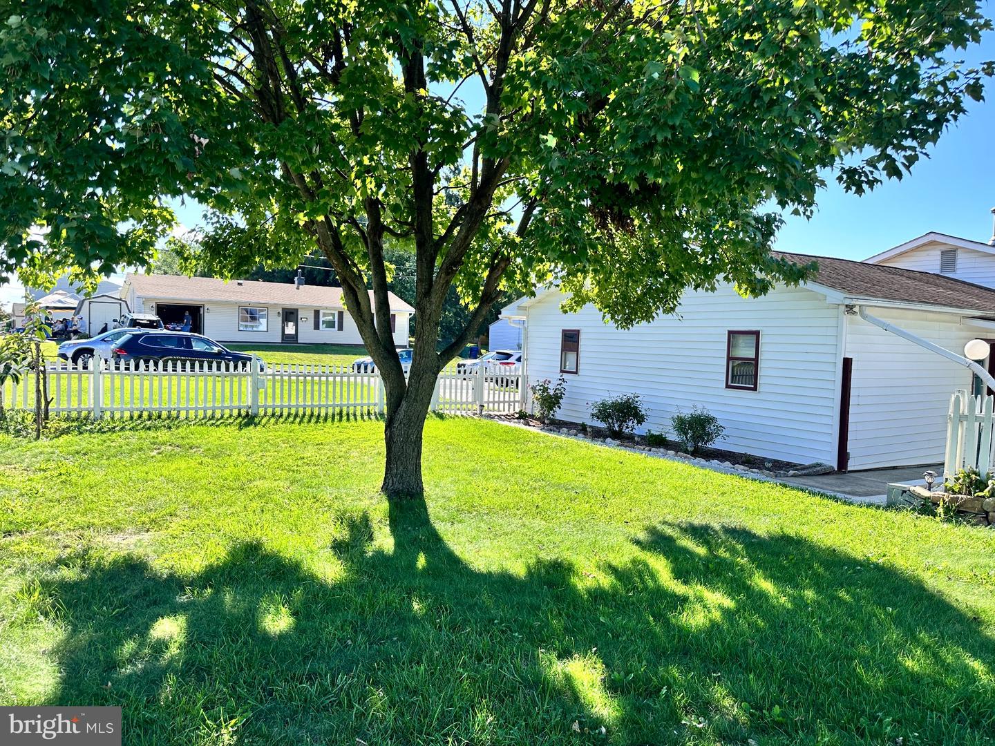 1004 Lakewood Dr Property Photo 36