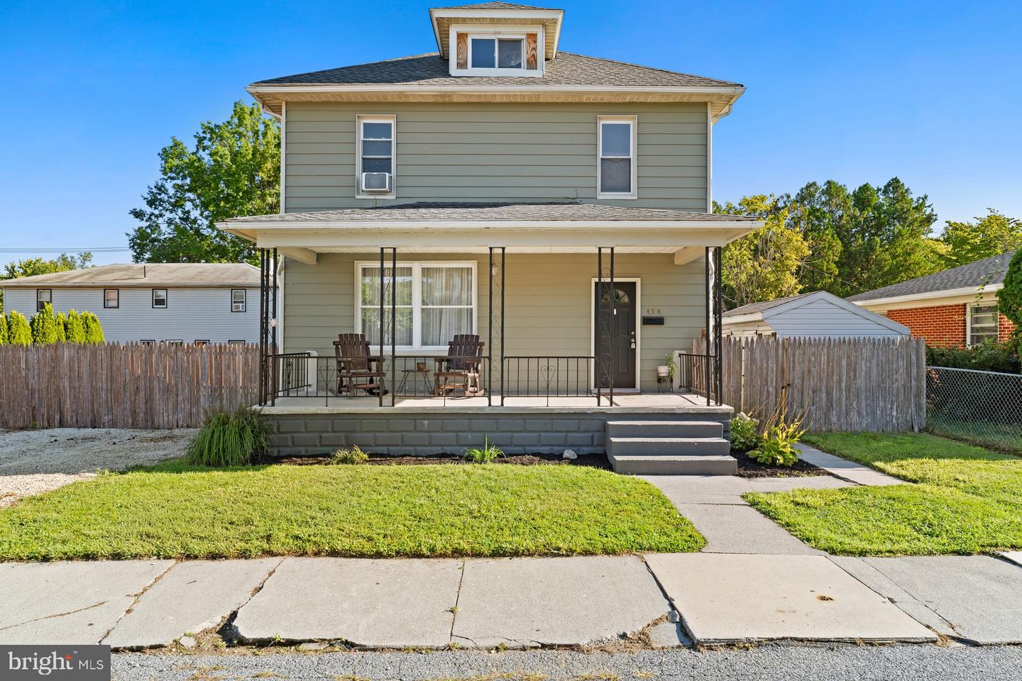 434 Eshelman St Property Photo 1