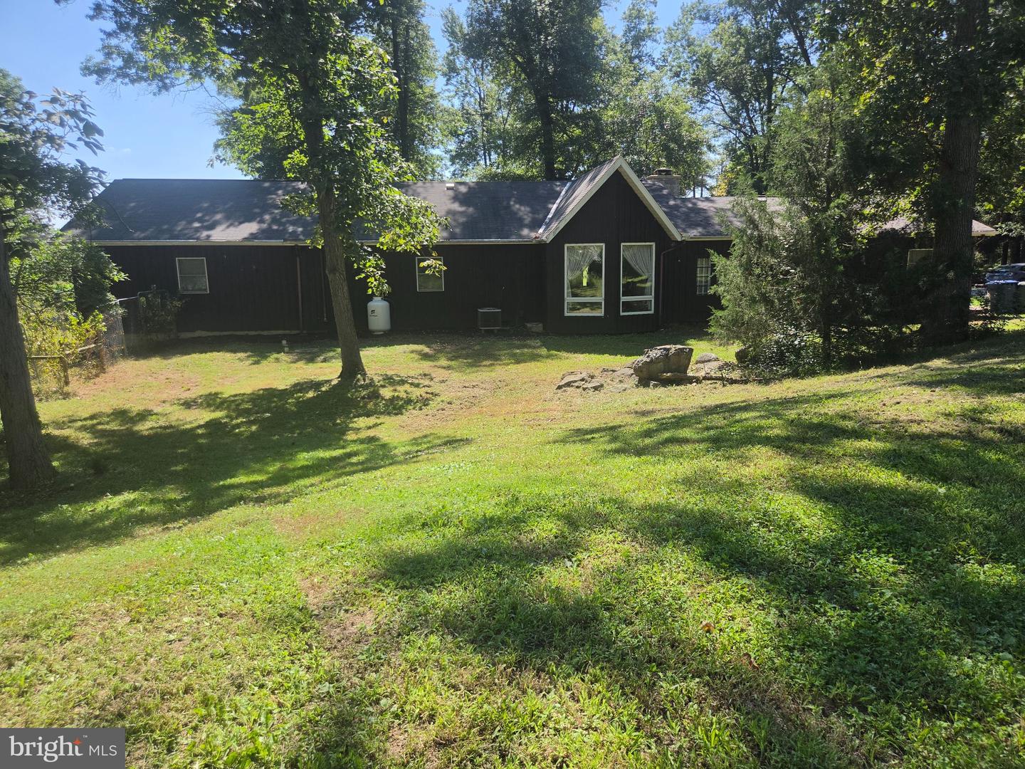 3454 Hill Rd Property Photo 6