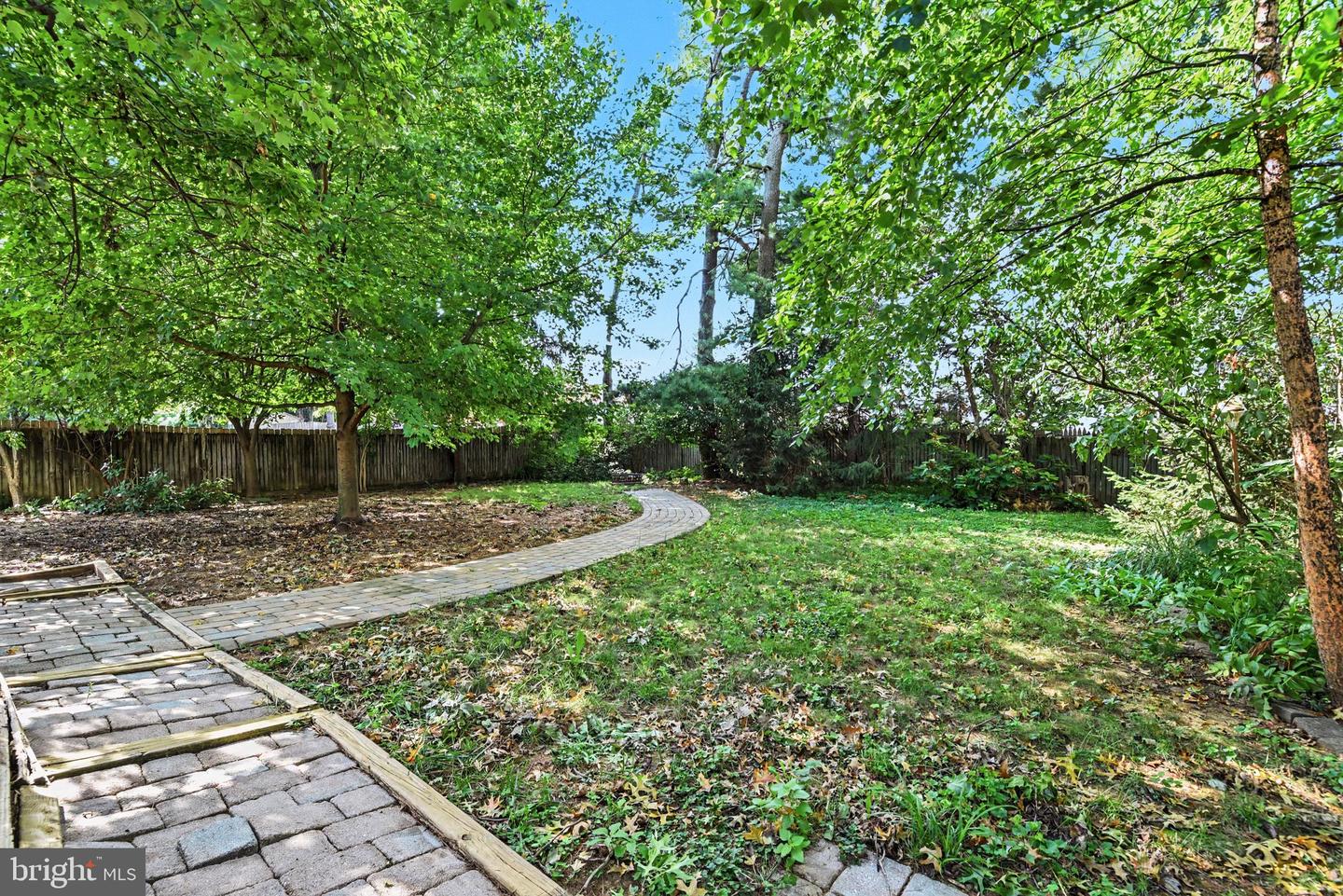 604 Hillcrest Rd Property Photo 25
