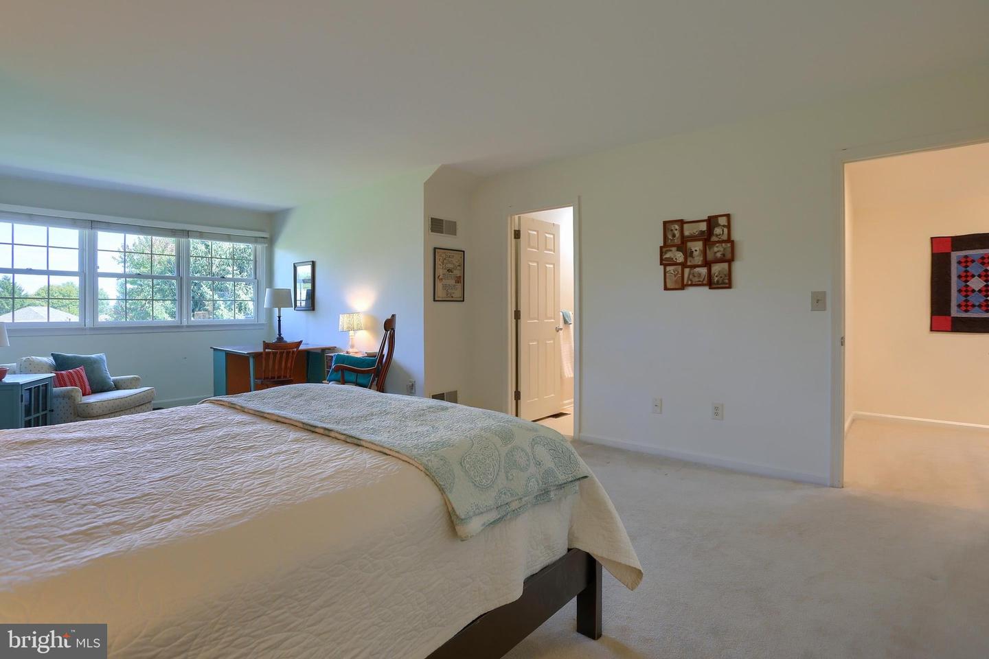 112 Almond Dr Property Photo 40