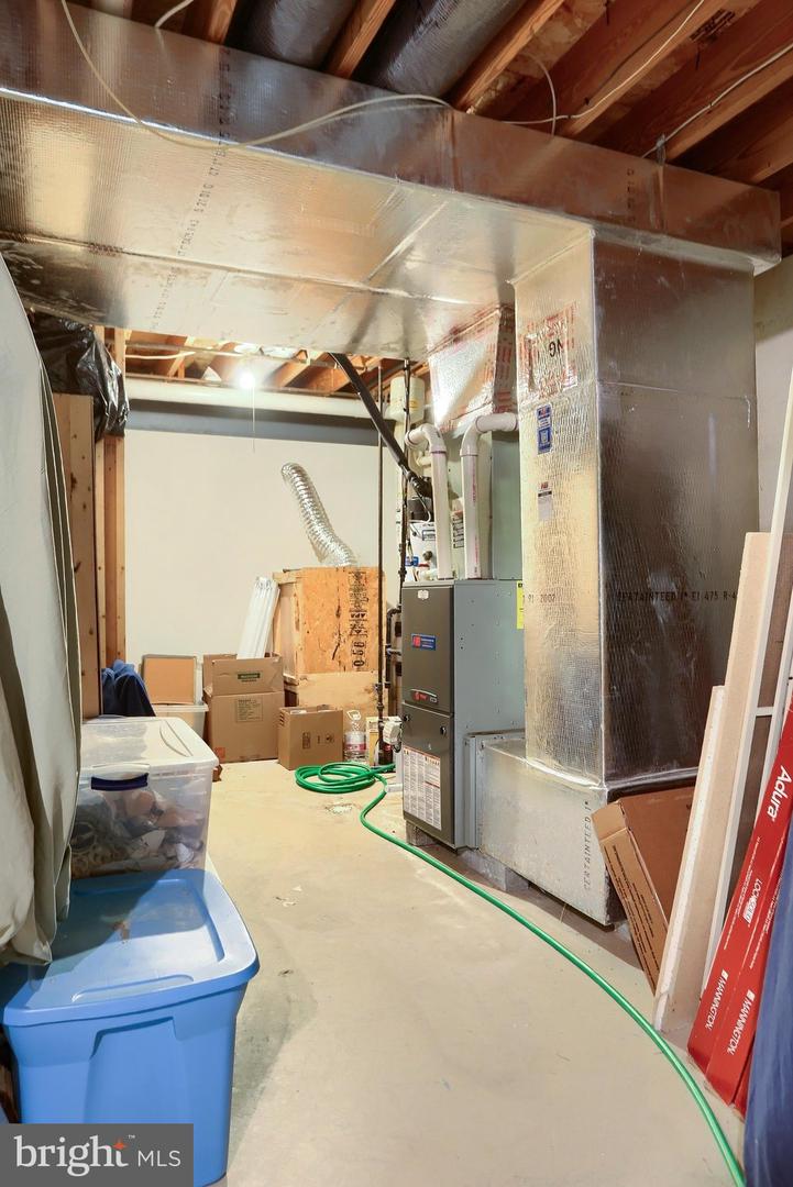 112 Almond Dr Property Photo 55