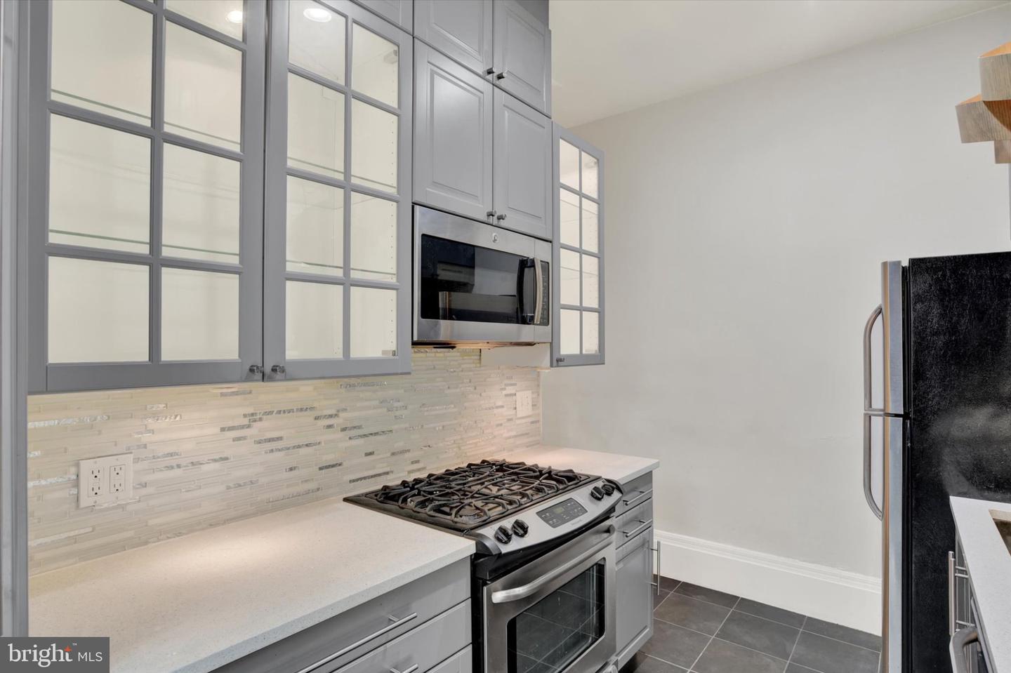 1116 Green St Property Photo 10