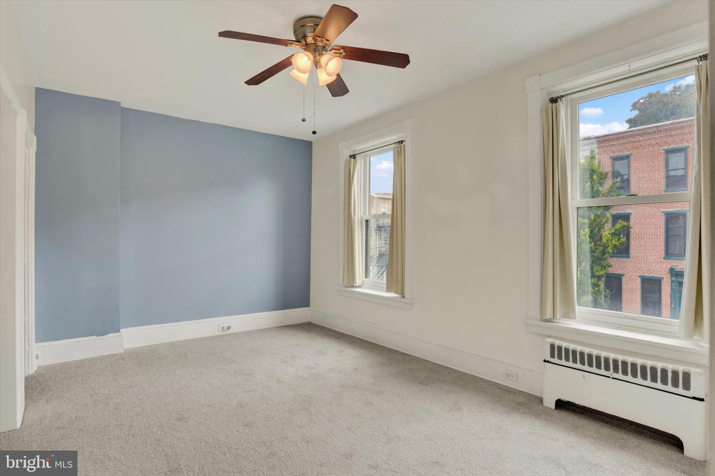 1116 Green St Property Photo 17