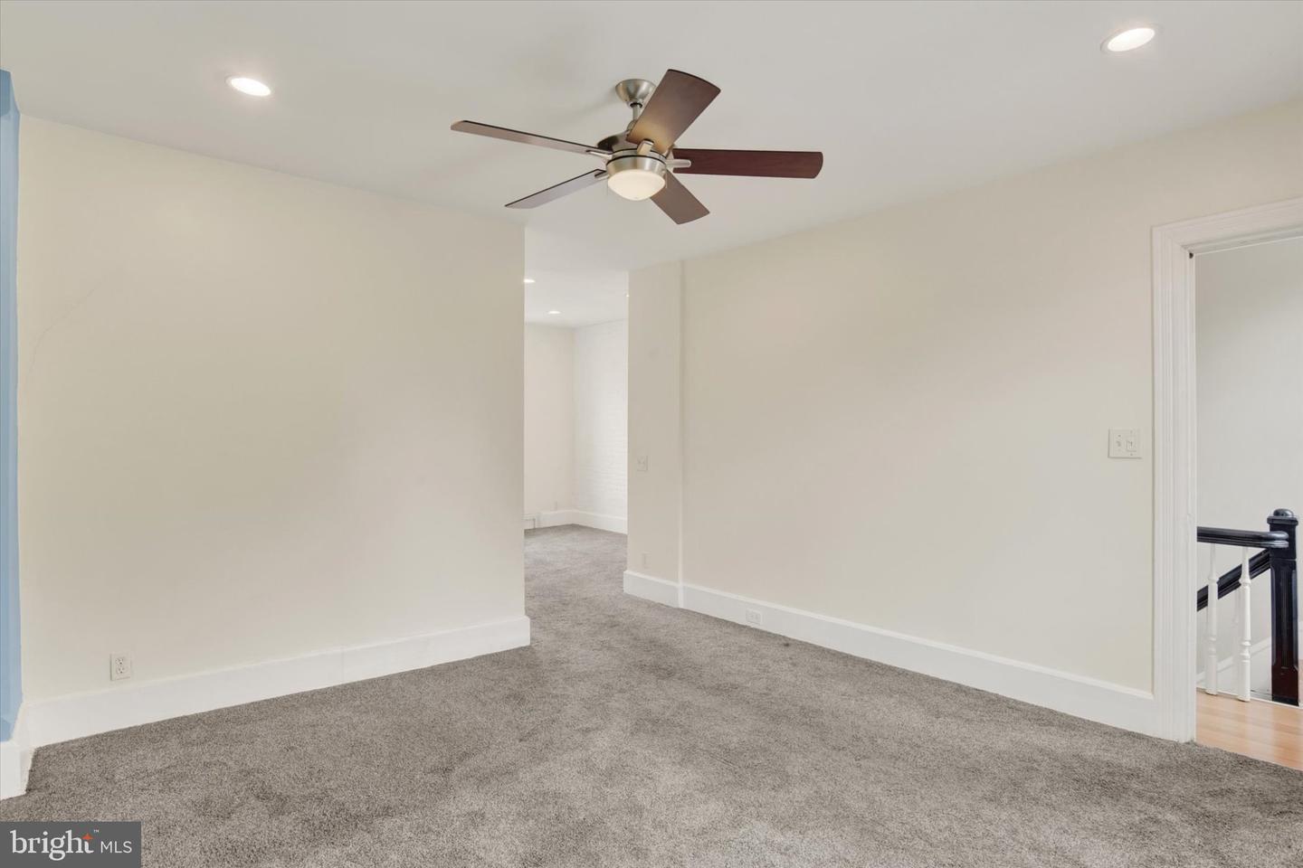 1116 Green St Property Photo 27
