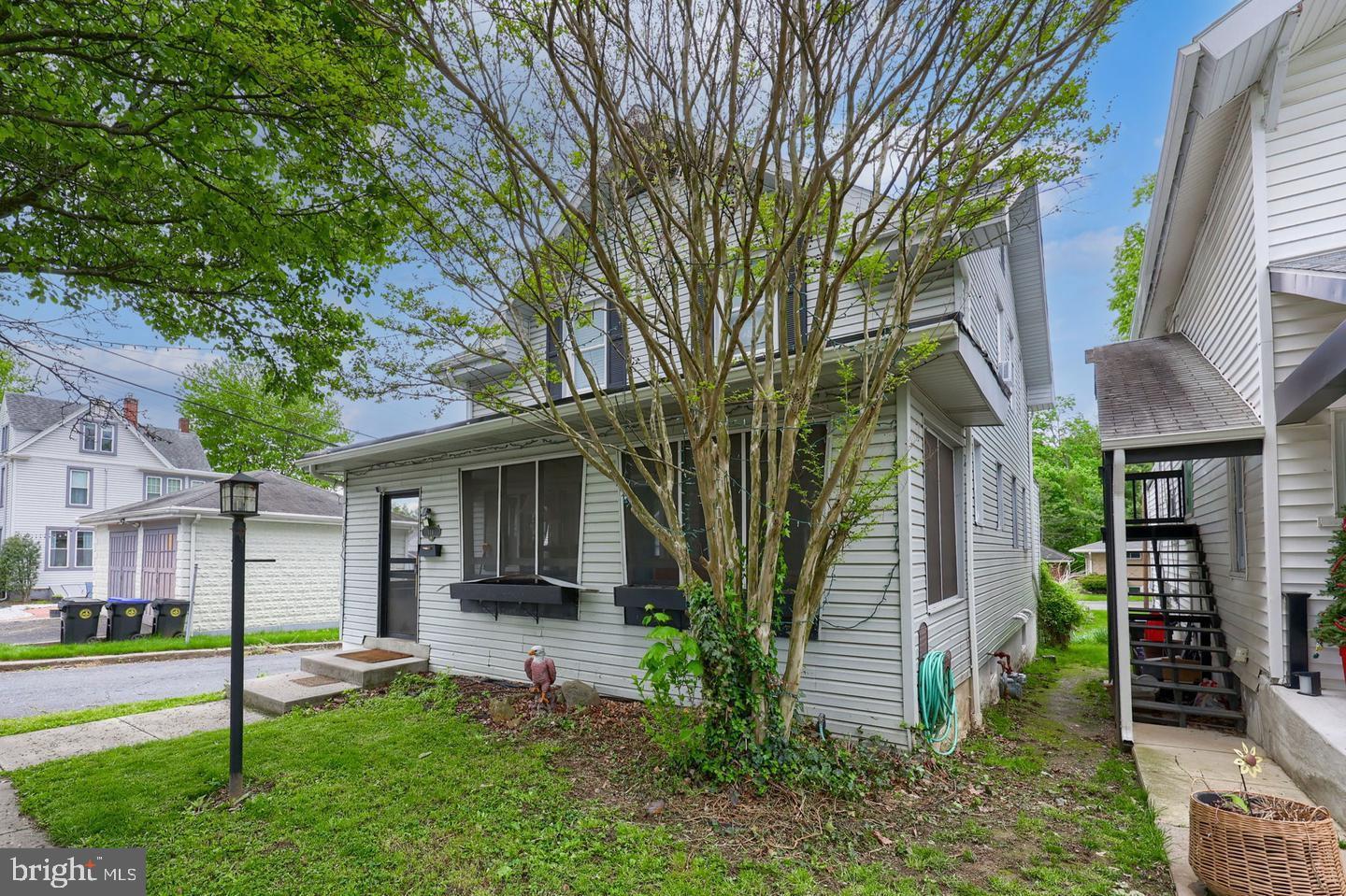 114 Kelso St Property Photo 2