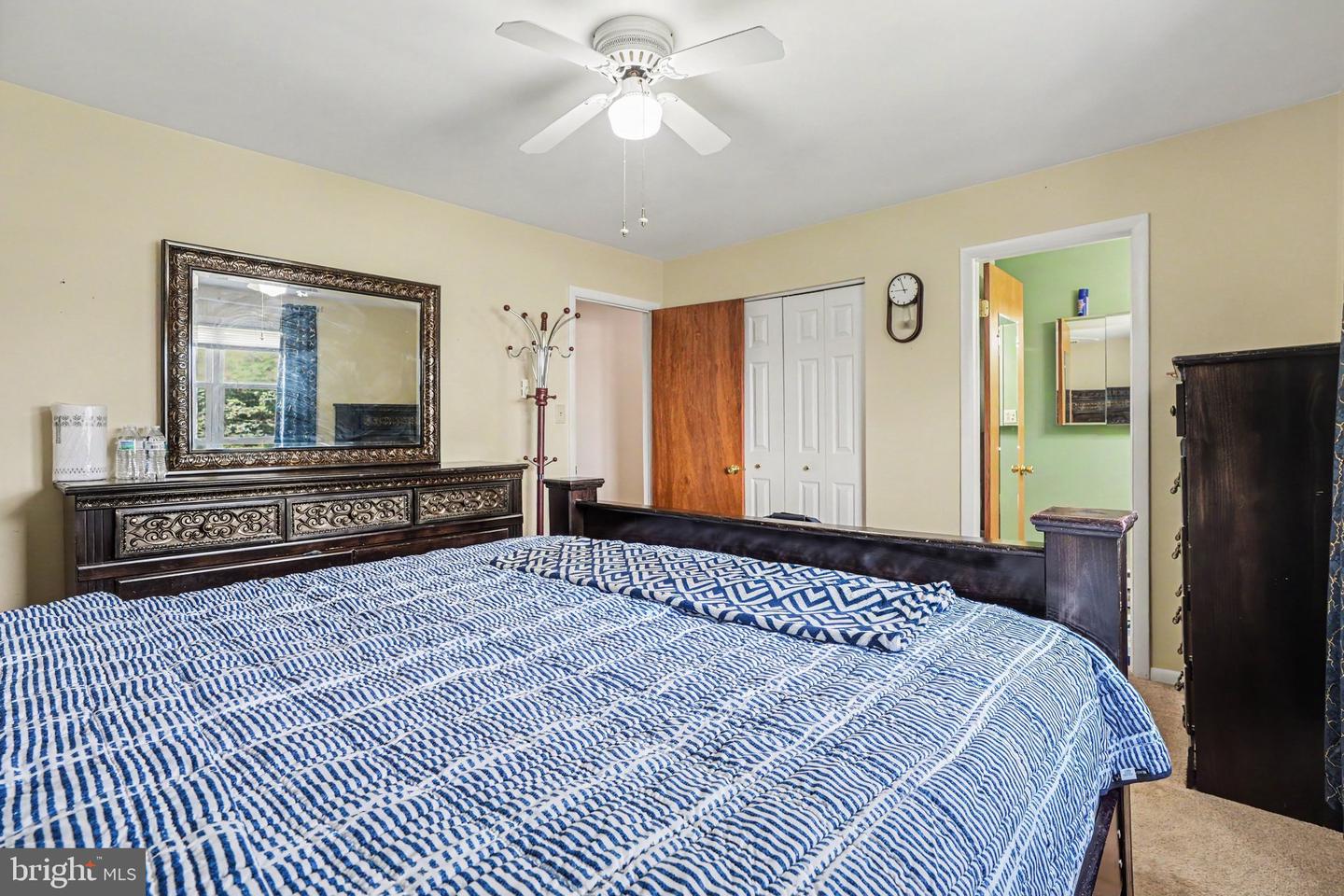 5538 Fordham Ave Property Photo 12