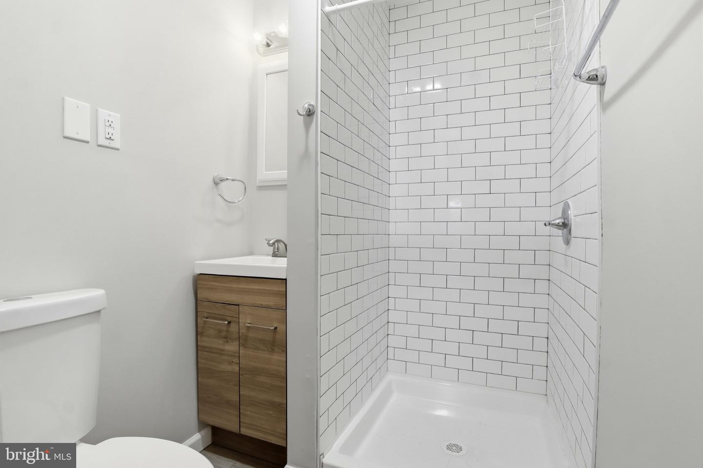 139 Columbia St Property Photo 17