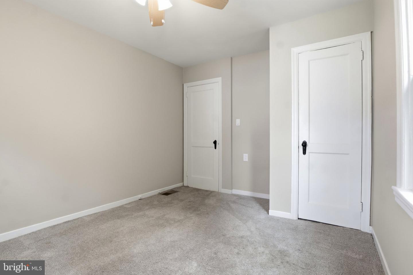 139 Columbia St Property Photo 19