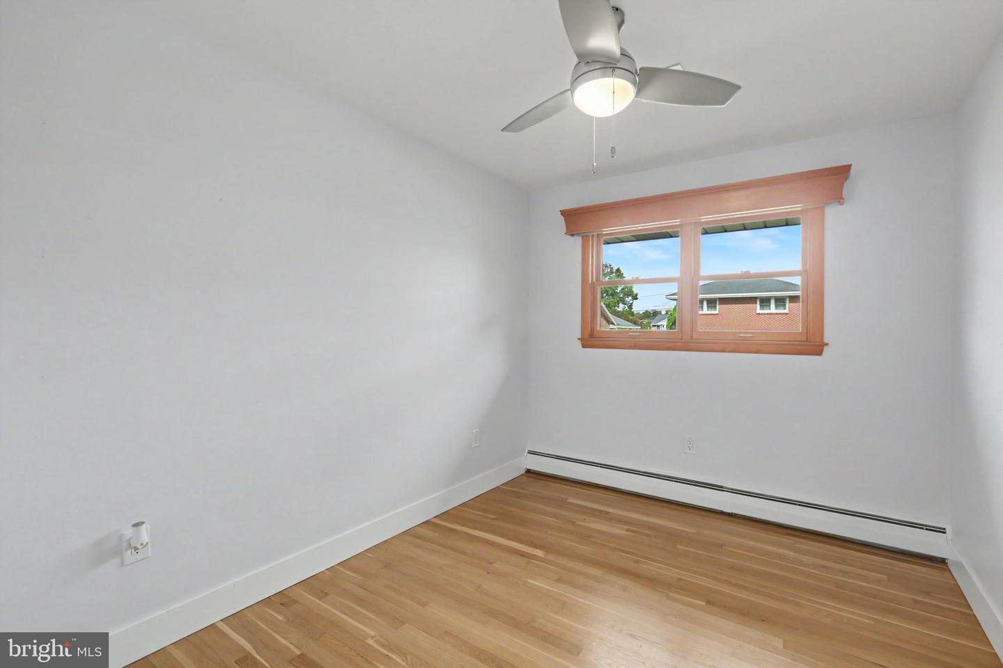 434 Cedar Ave Property Photo 25