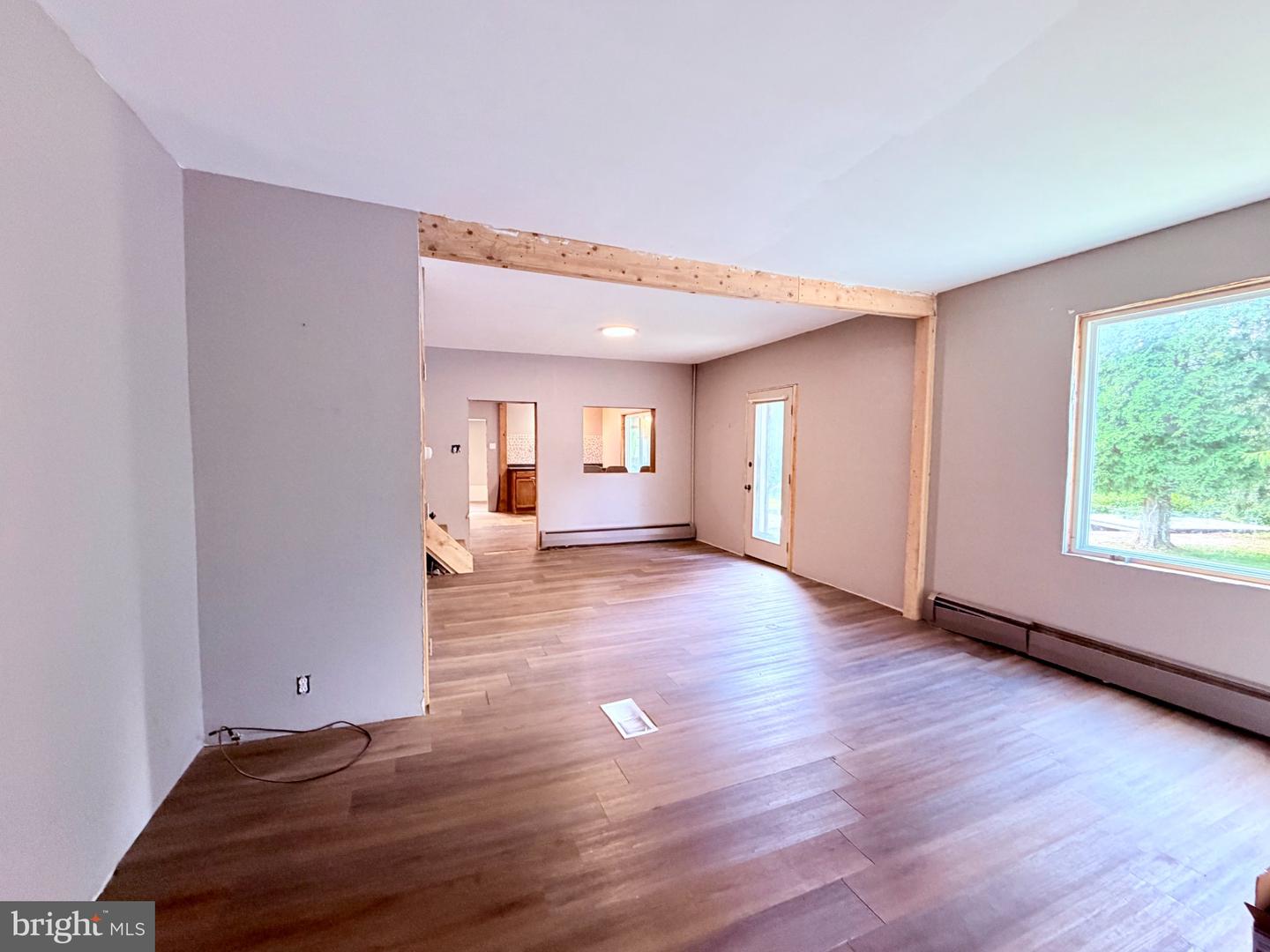 422 E Market Street Property Photo 19