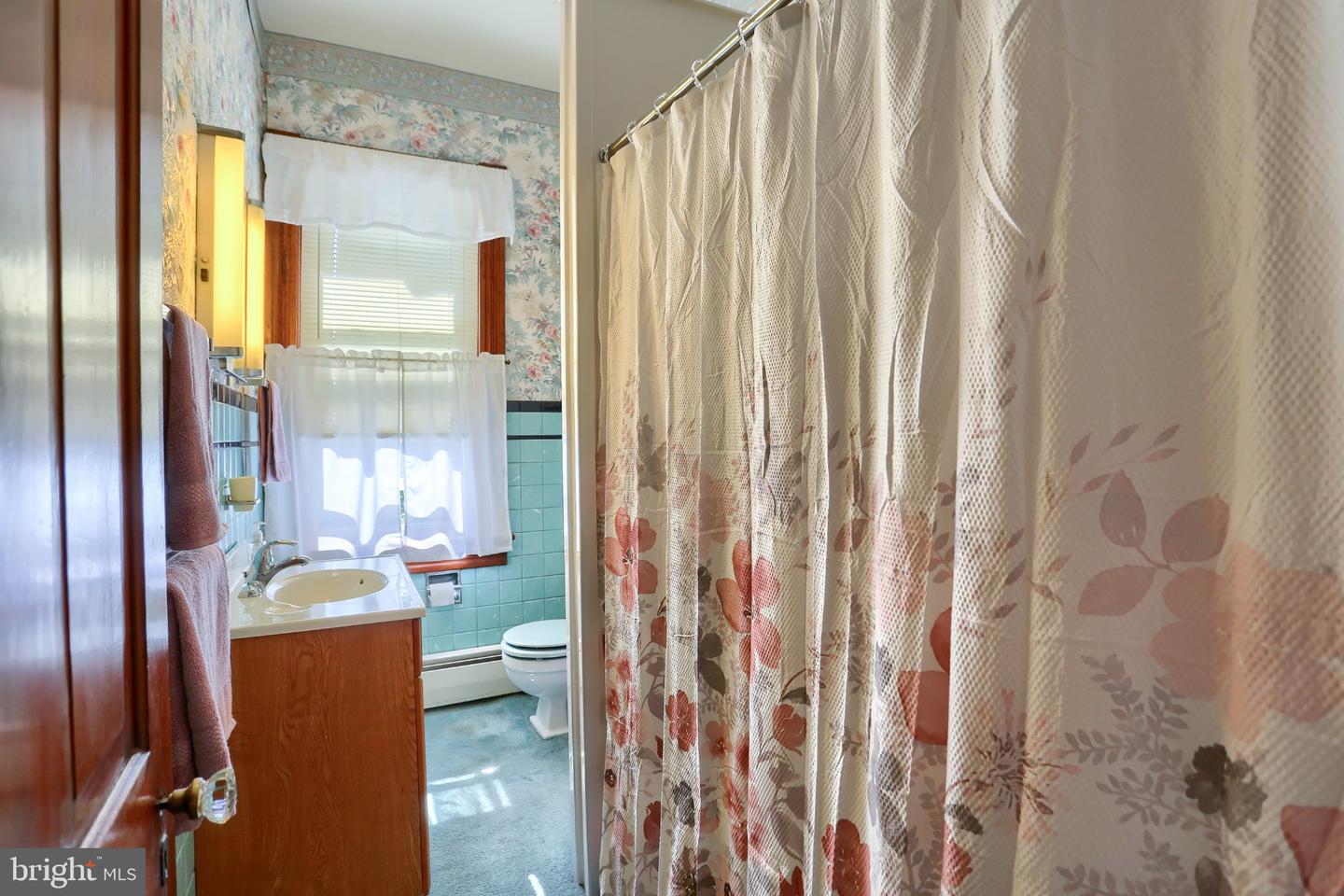325 Spruce St Property Photo 19