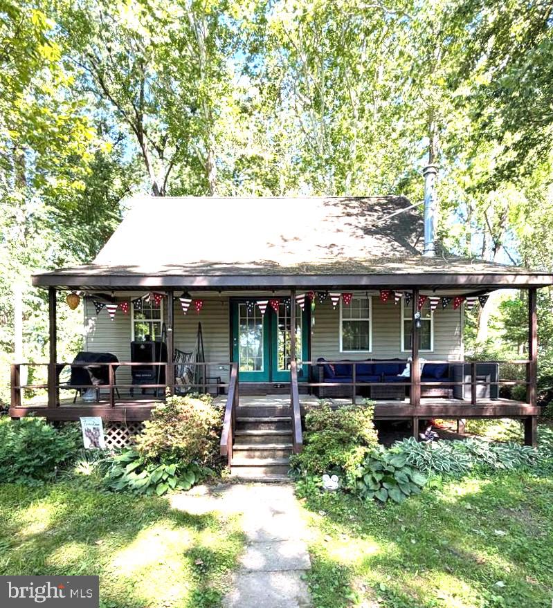 18 BEECH ISLAND ISLE Property Photo 1