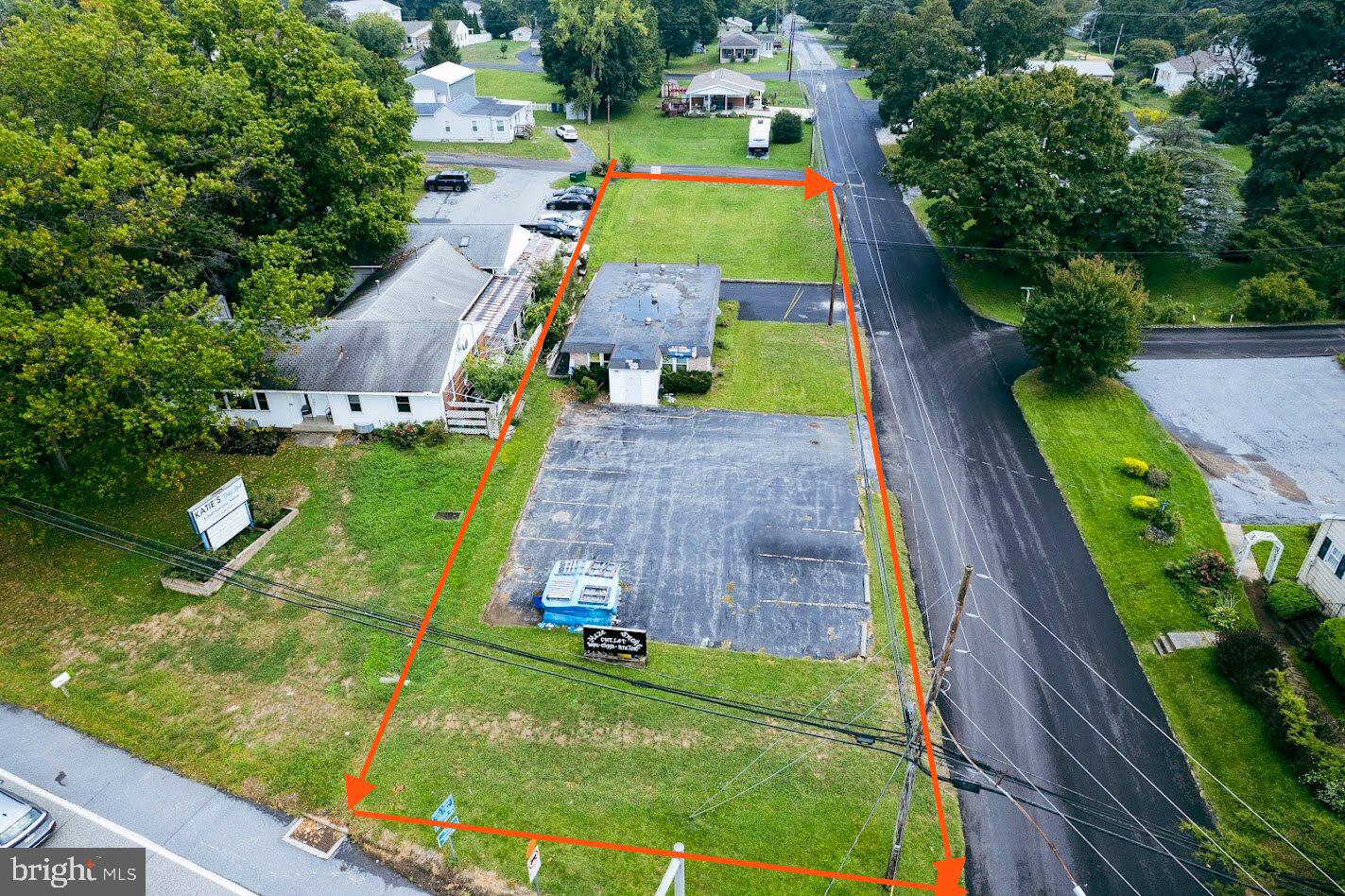 601 N Mountain Rd. Property Photo 2