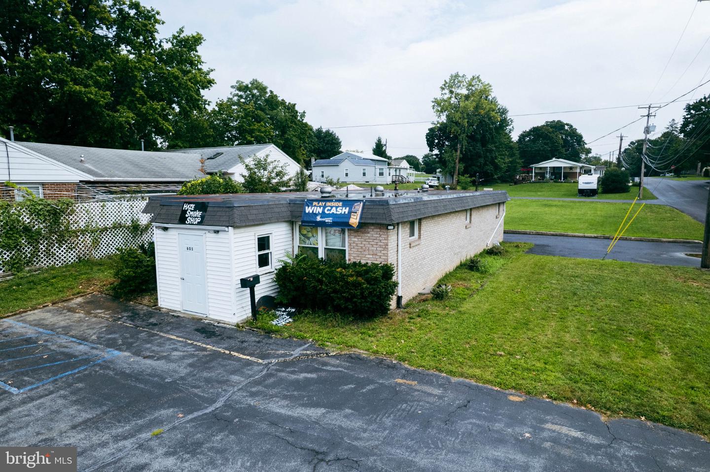 601 N Mountain Rd. Property Photo 3