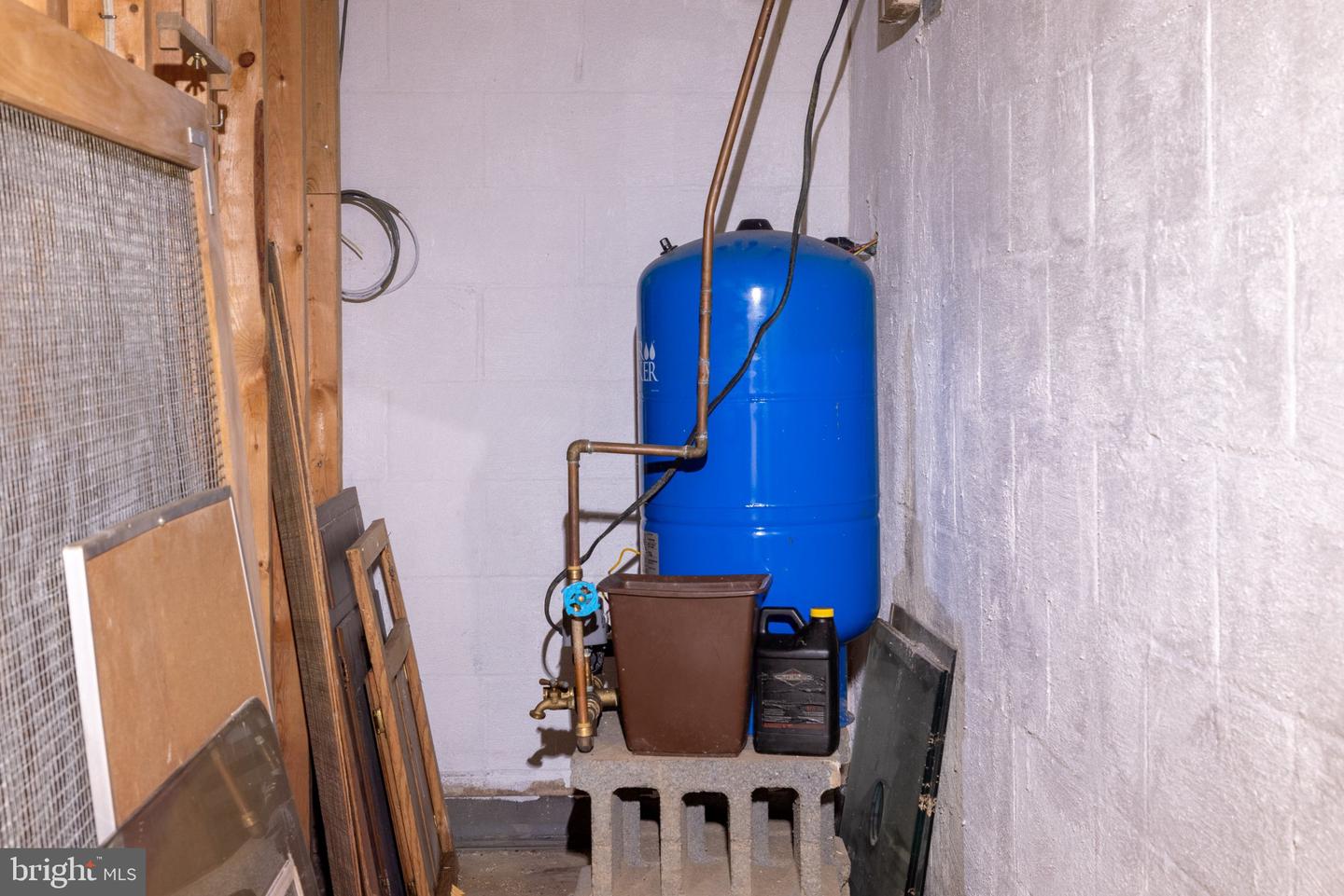 601 N Mountain Rd. Property Photo 28