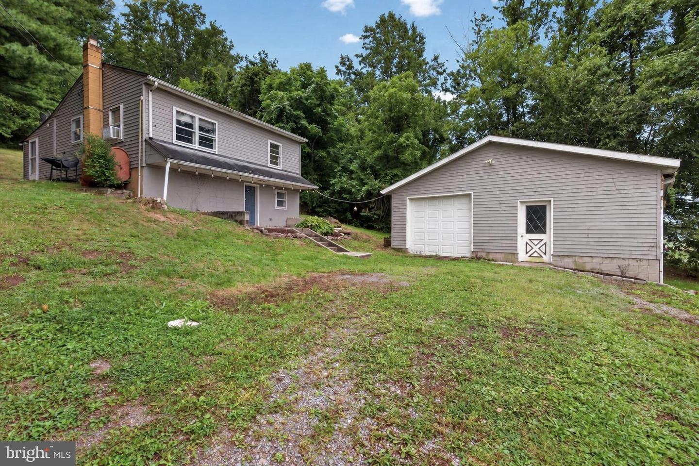 5164 State Route 147 Property Photo 1