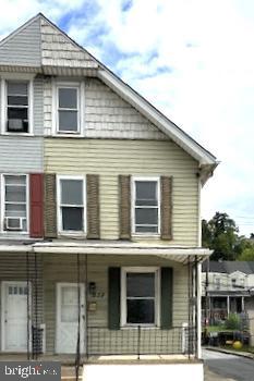 539 S FRONT ST Property Photo 1