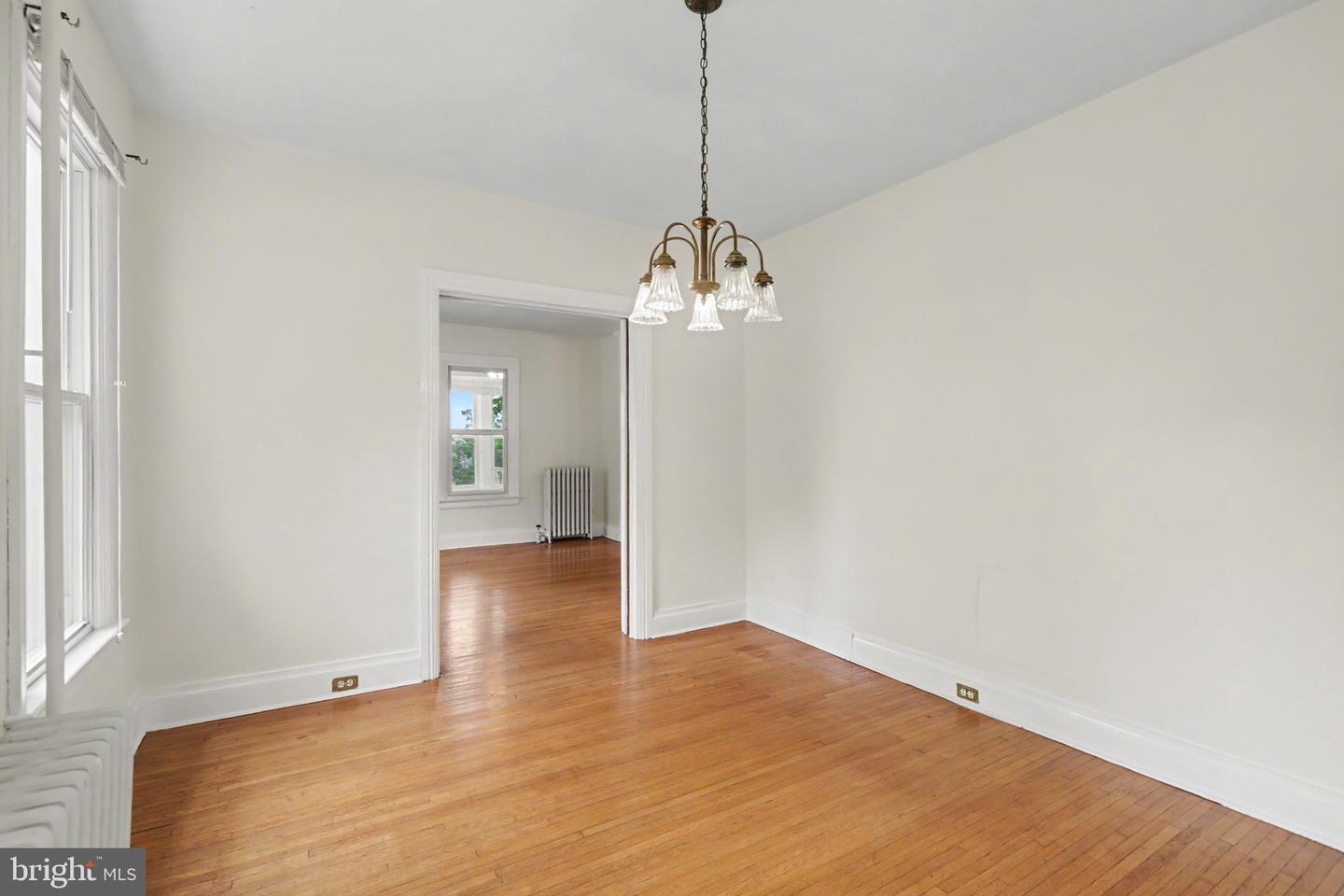 209 S 3rd St Property Photo 10