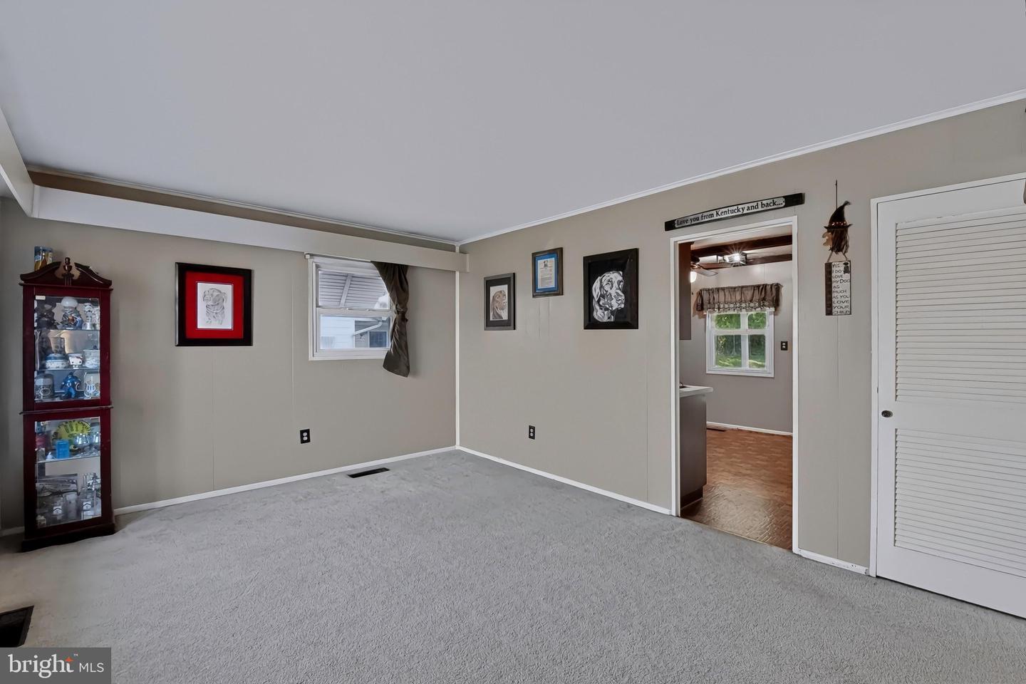 4521 Londonderry Rd Property Photo 5