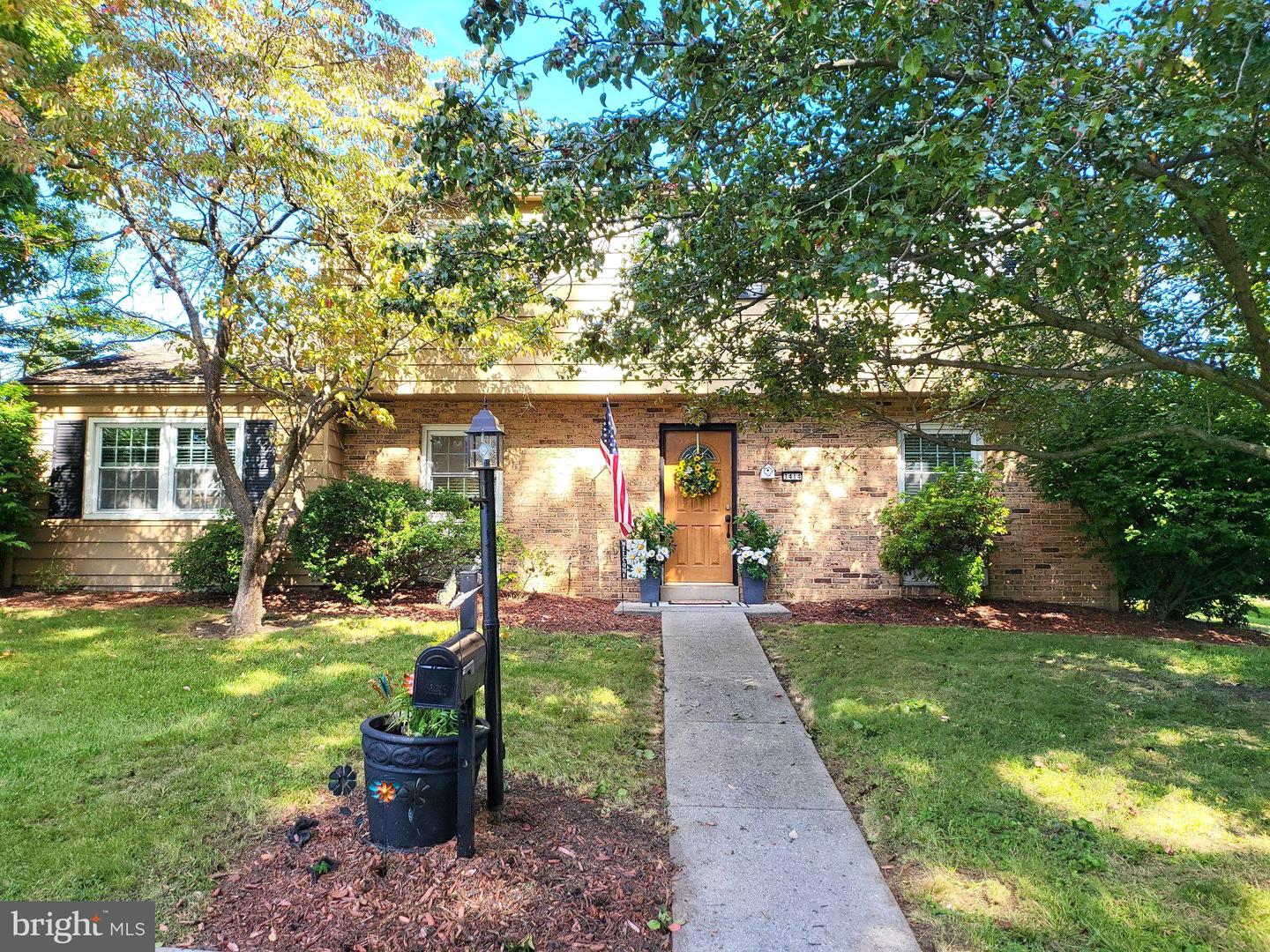 3414 Canby St Property Photo 1