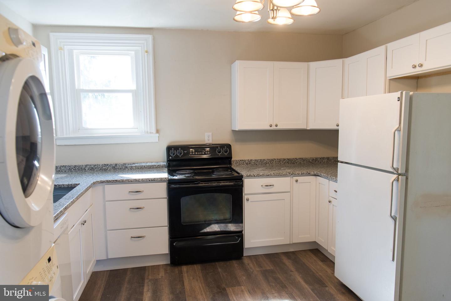 127 Herr St Property Photo 26