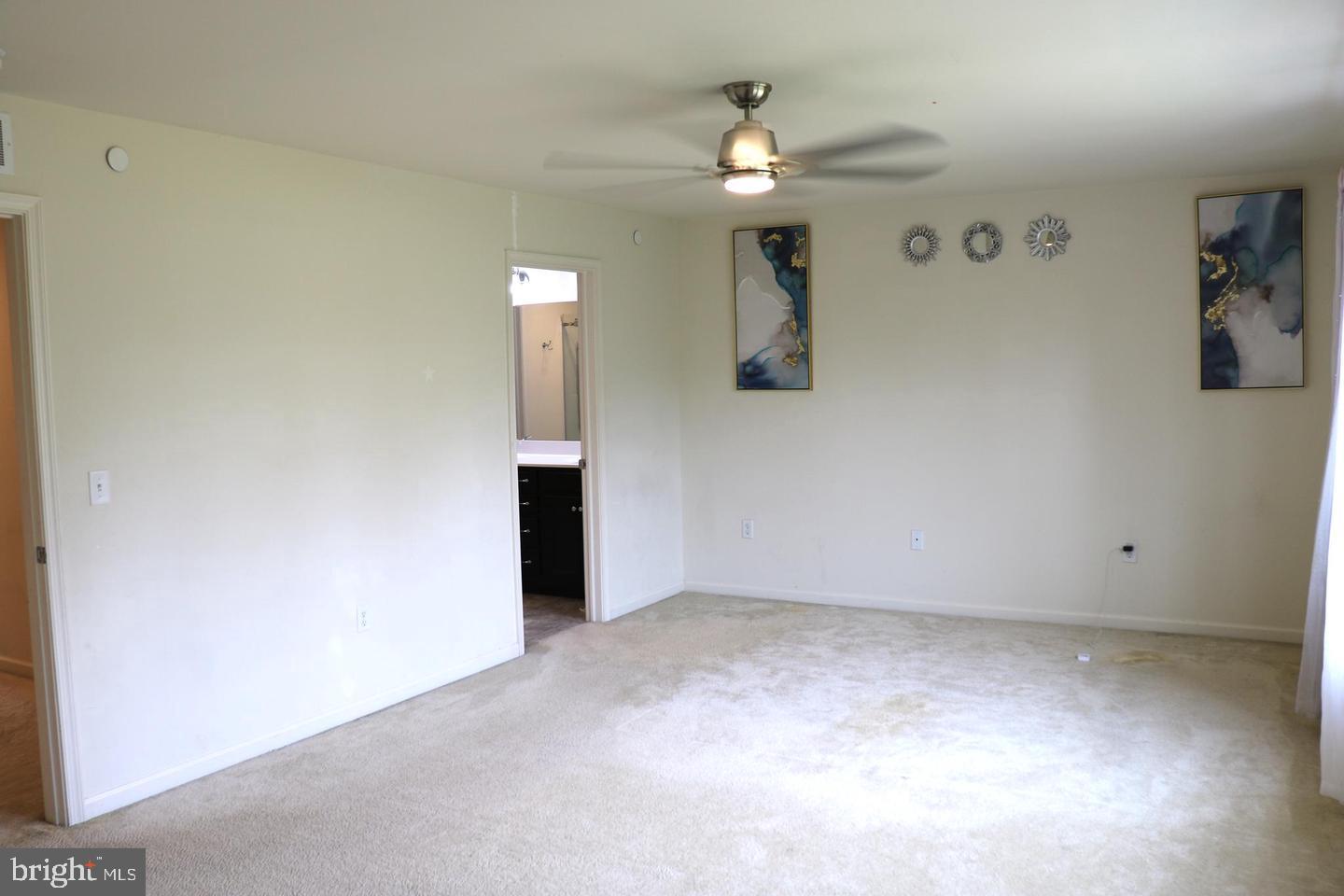 PADA2064650 Property Photo 8