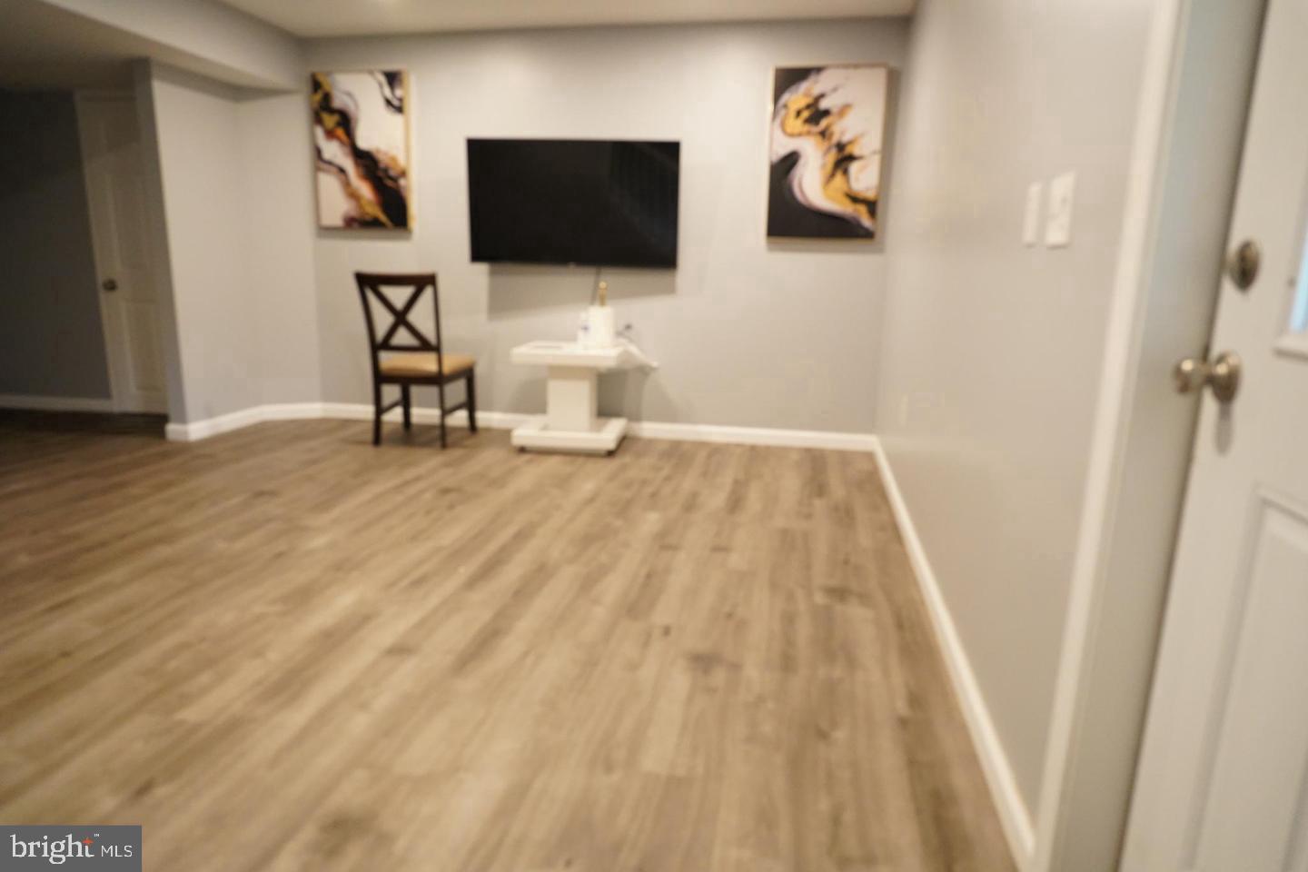 PADA2064650 Property Photo 17