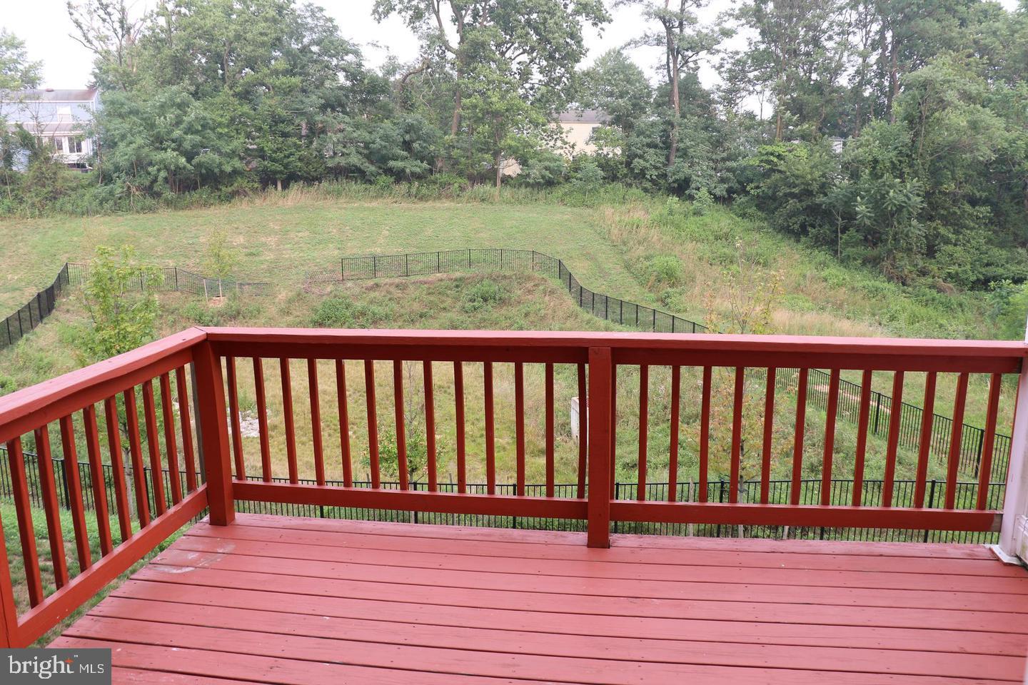 PADA2064650 Property Photo 27