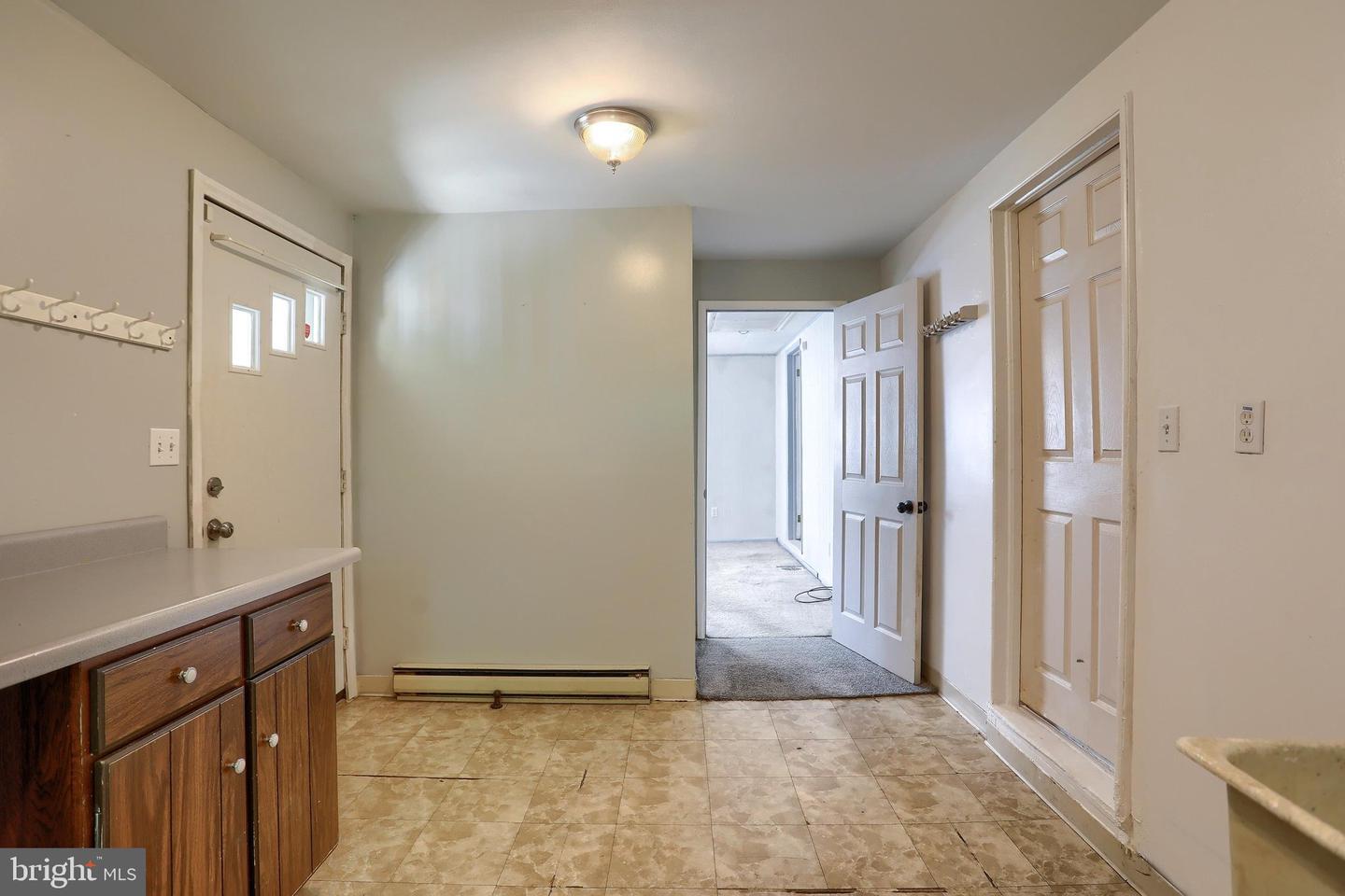 101 S 48th St Property Photo 16