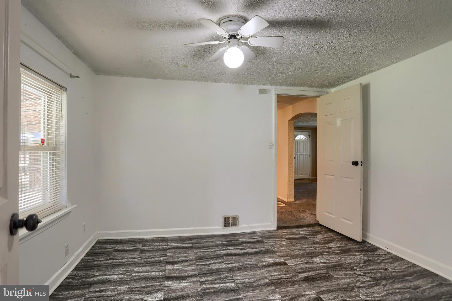 101 S 48th St Property Photo 20