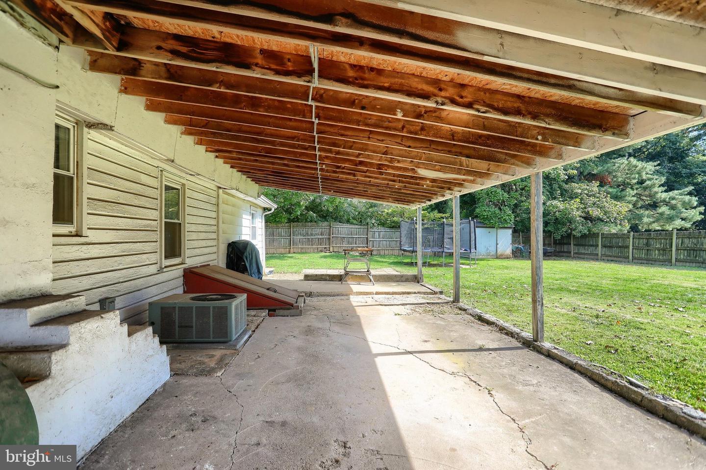 101 S 48th St Property Photo 36