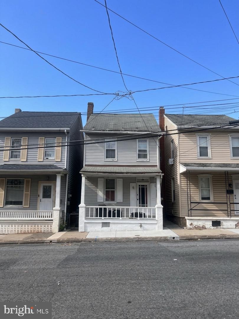 241 E Water St Property Photo 1