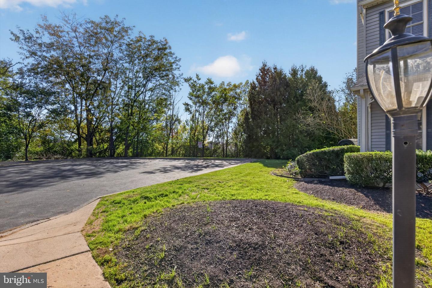 6545 Heatherfield Way Property Photo 4